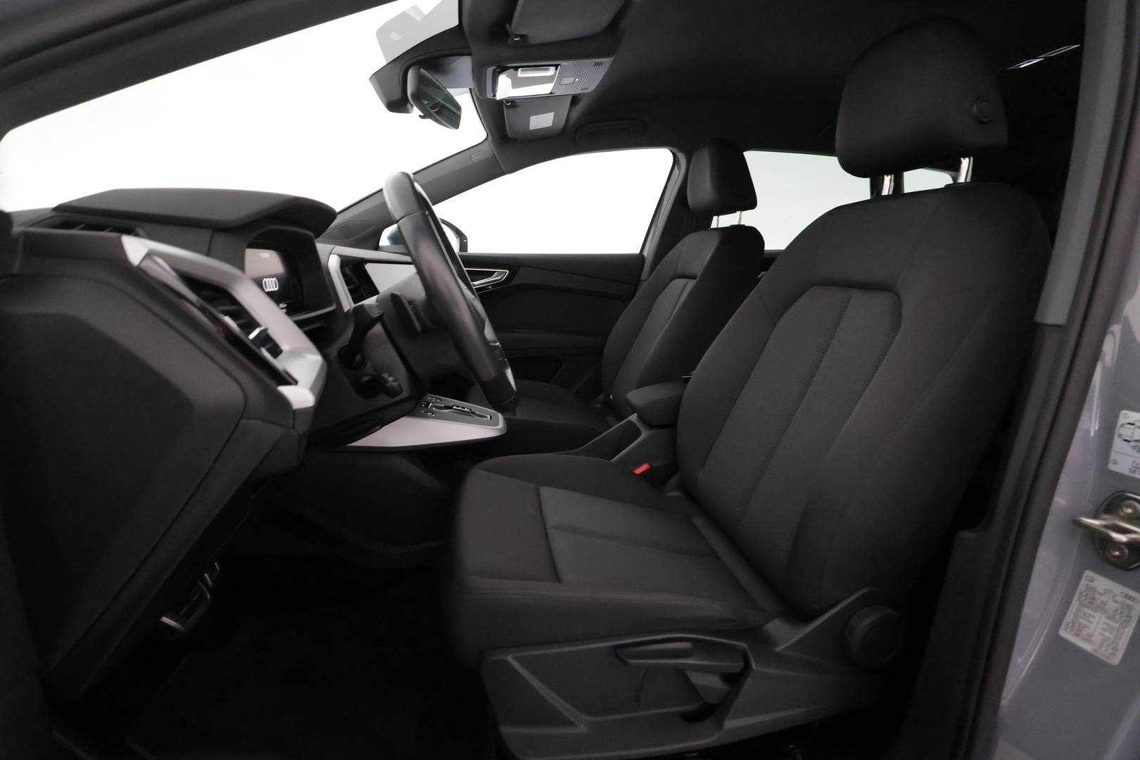 AUDI Q4 e-tron 2023
