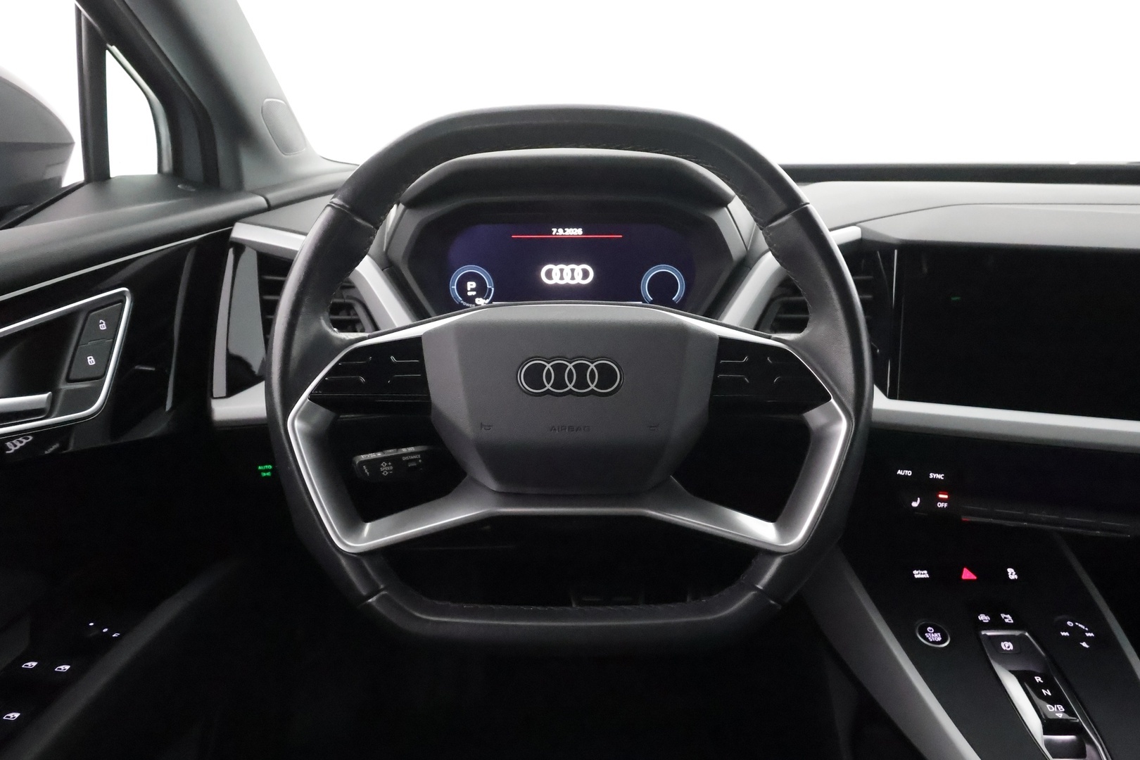 AUDI Q4 e-tron 2023