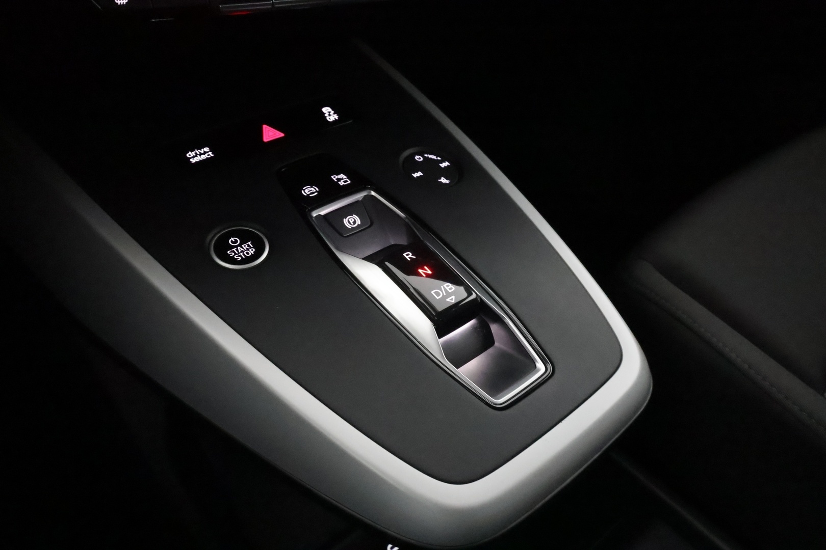 AUDI Q4 e-tron 2023