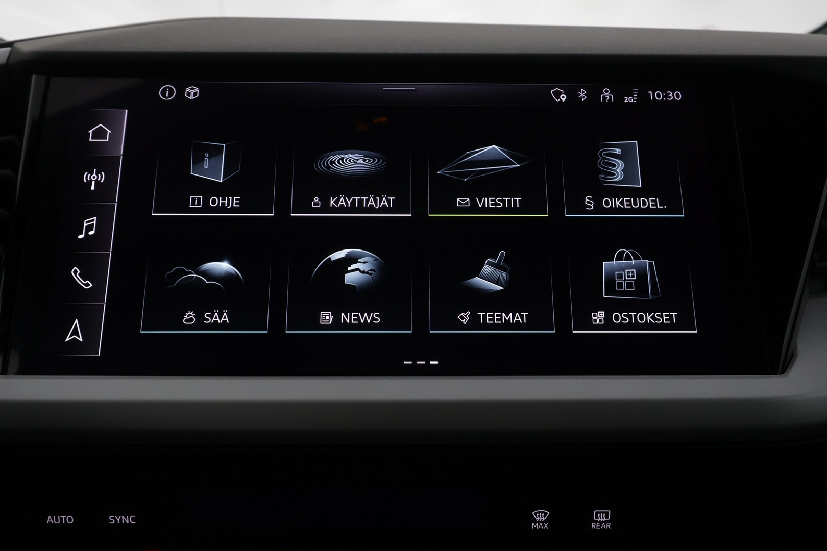 AUDI Q4 e-tron 2023