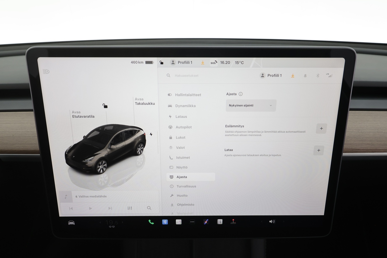 TESLA Model Y 2022