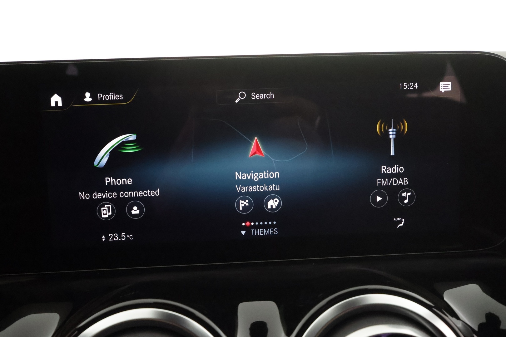 MERCEDES-BENZ EQA 2023