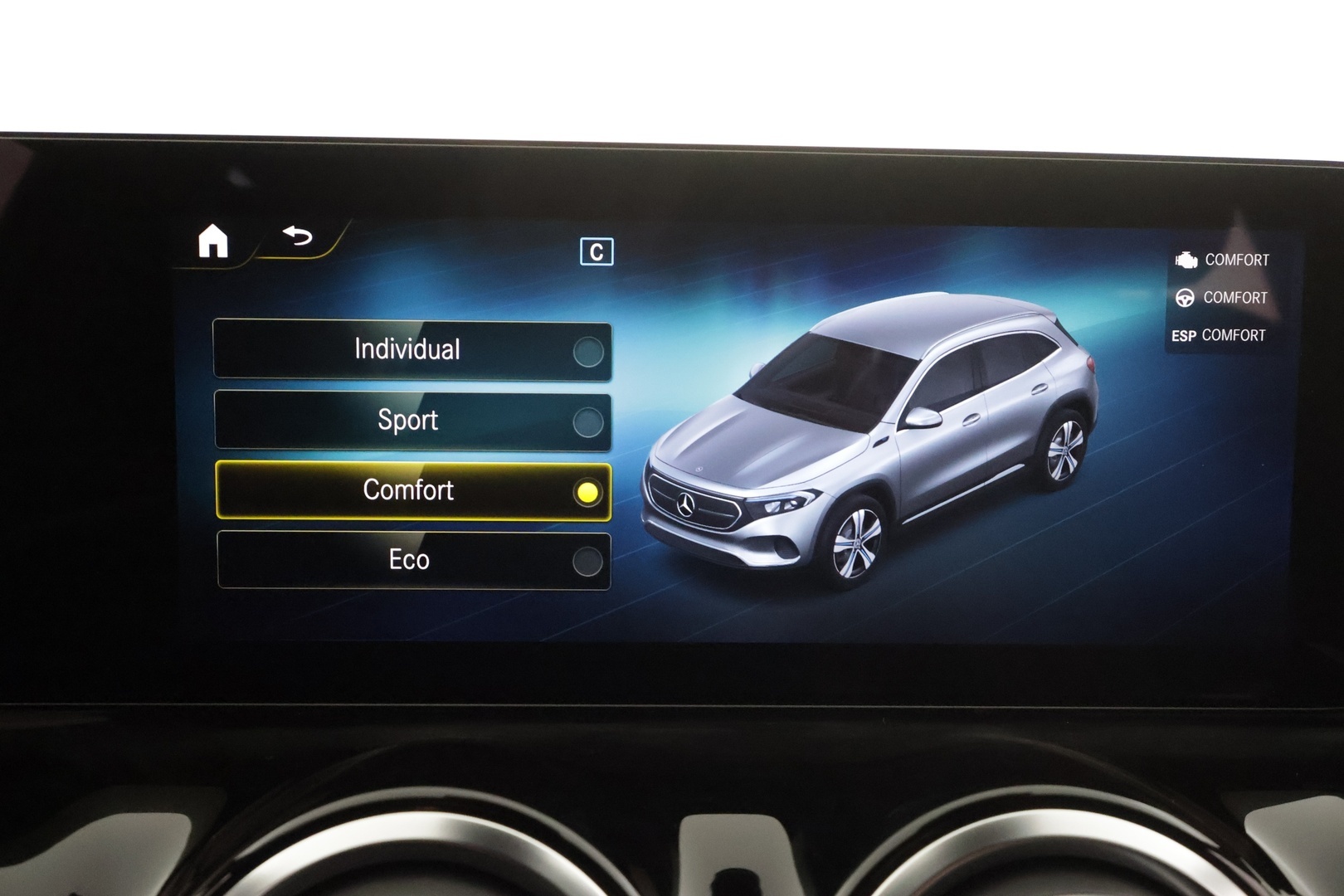 MERCEDES-BENZ EQA 2023