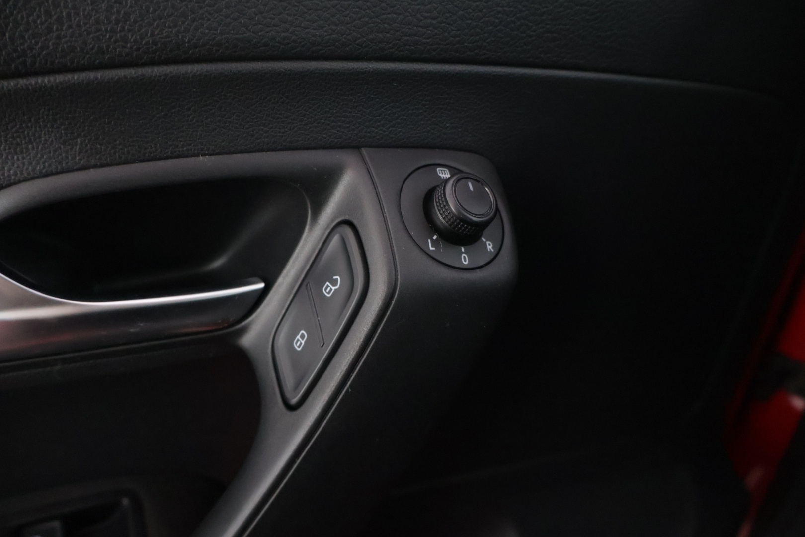 VOLKSWAGEN Polo 2016