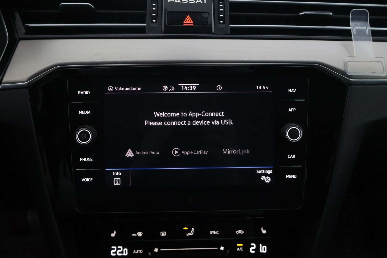 VOLKSWAGEN Passat 2021