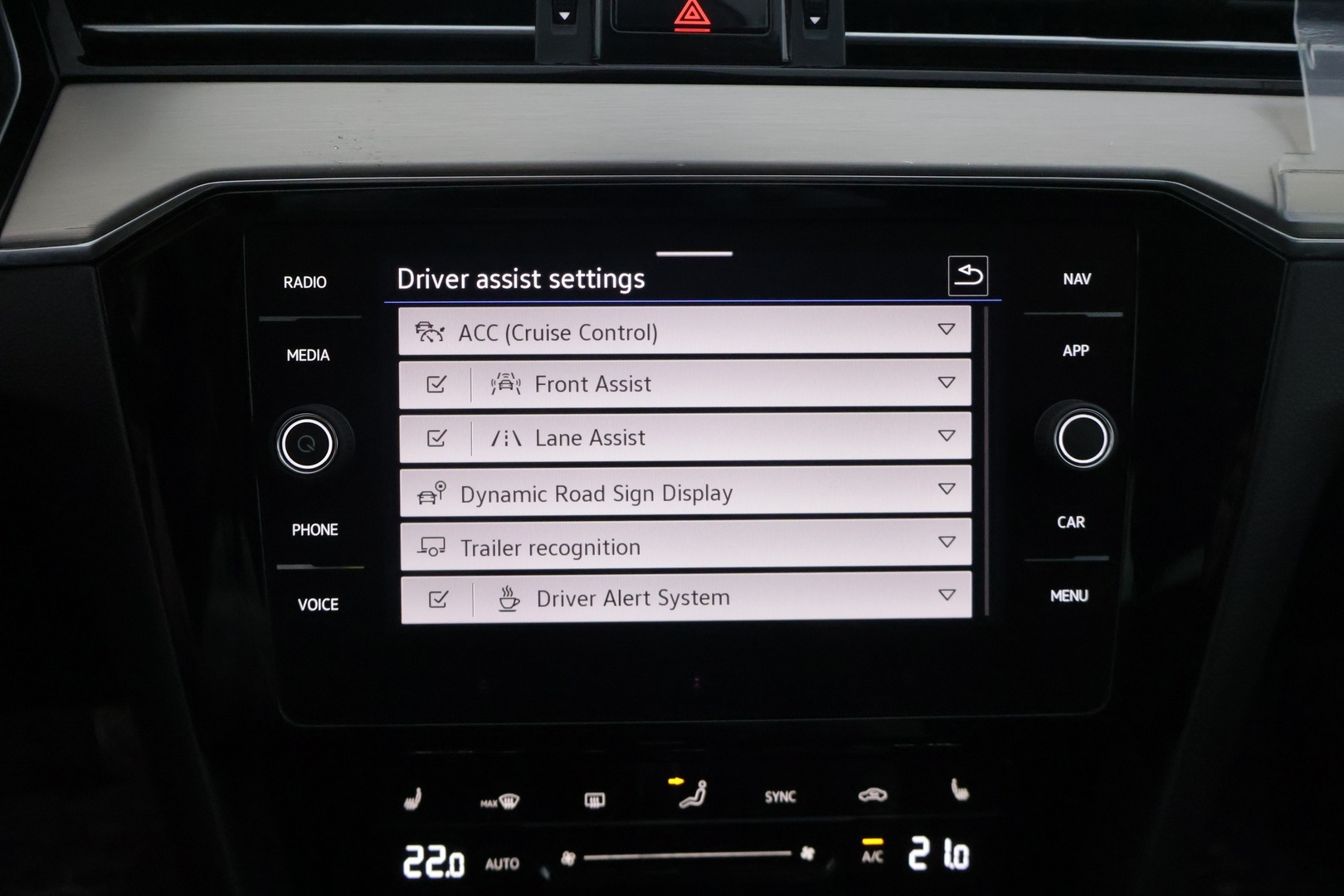 VOLKSWAGEN Passat 2021