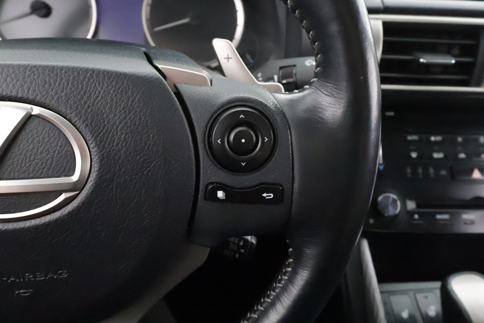 LEXUS IS 2014