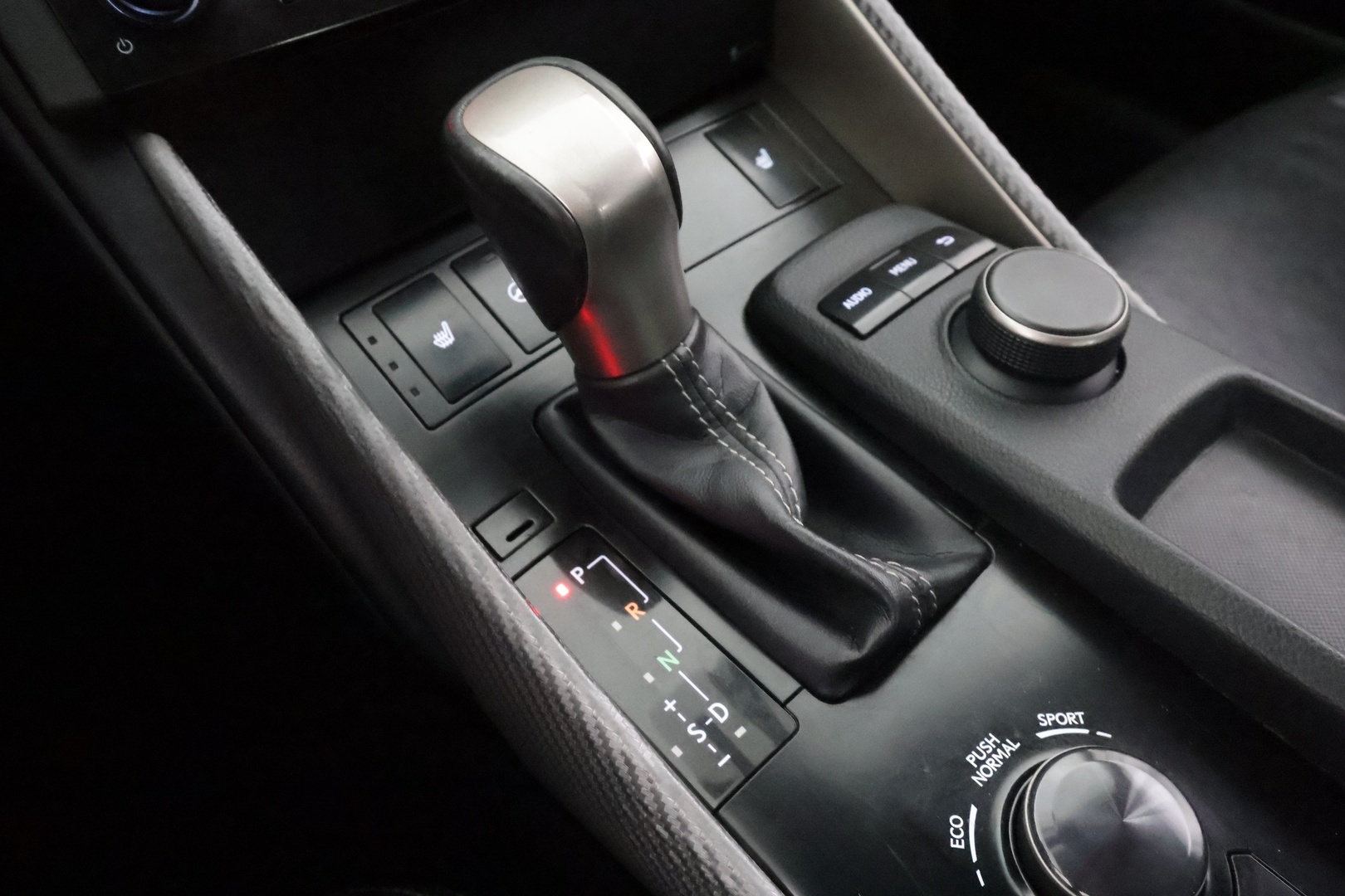 LEXUS IS 2014