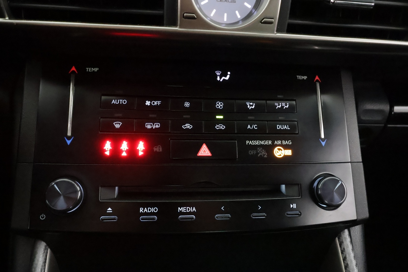 LEXUS IS 2014