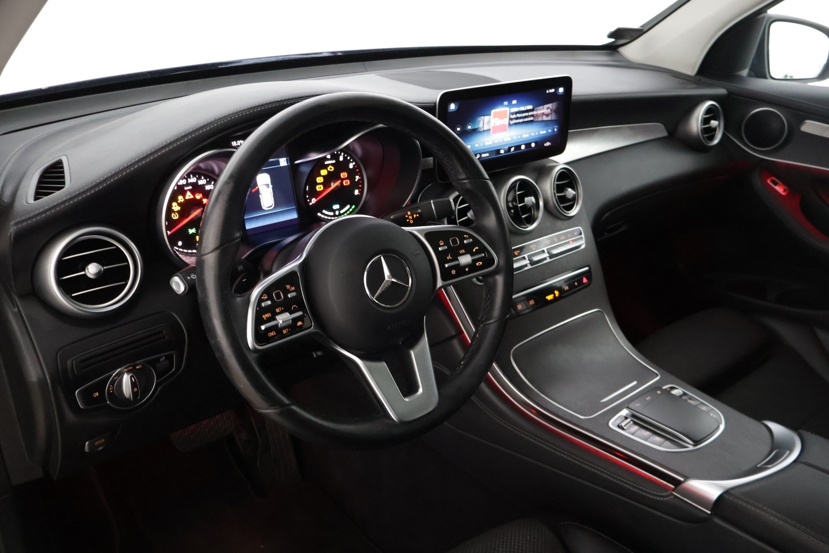 MERCEDES-BENZ GLC 2020