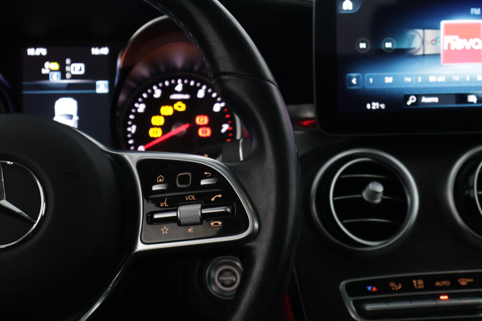 MERCEDES-BENZ GLC 2020