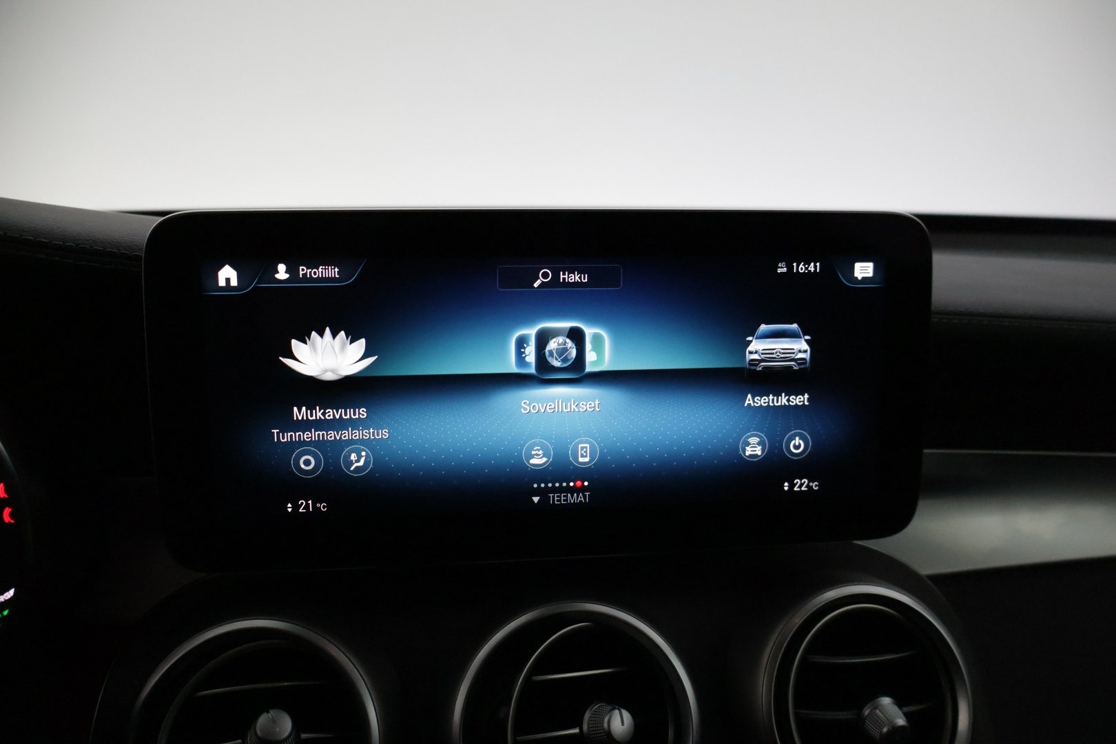 MERCEDES-BENZ GLC 2020