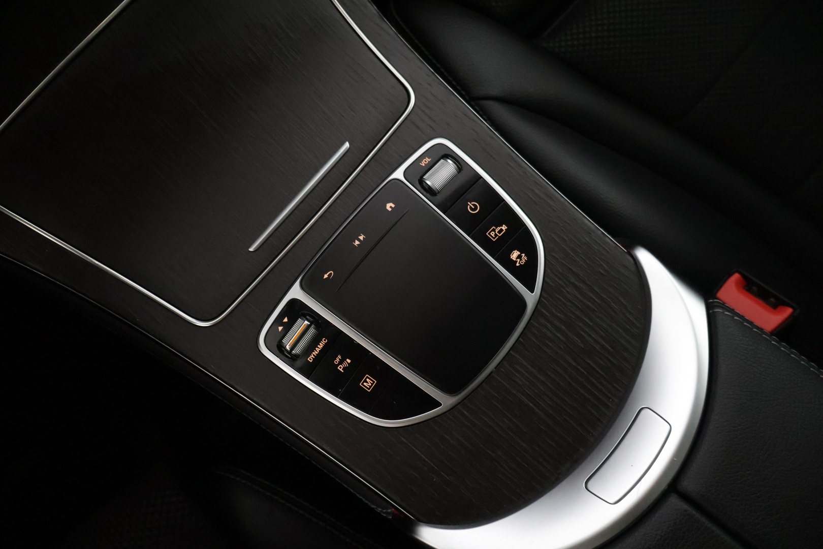 MERCEDES-BENZ GLC 2020