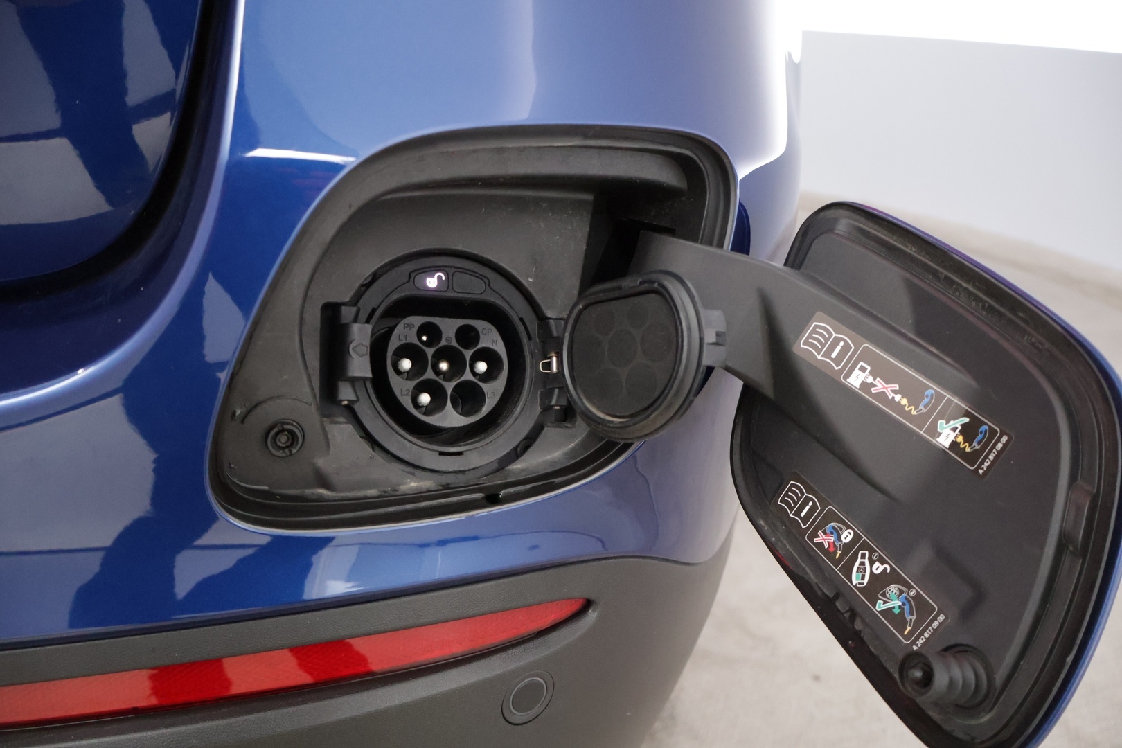 MERCEDES-BENZ GLC 2020