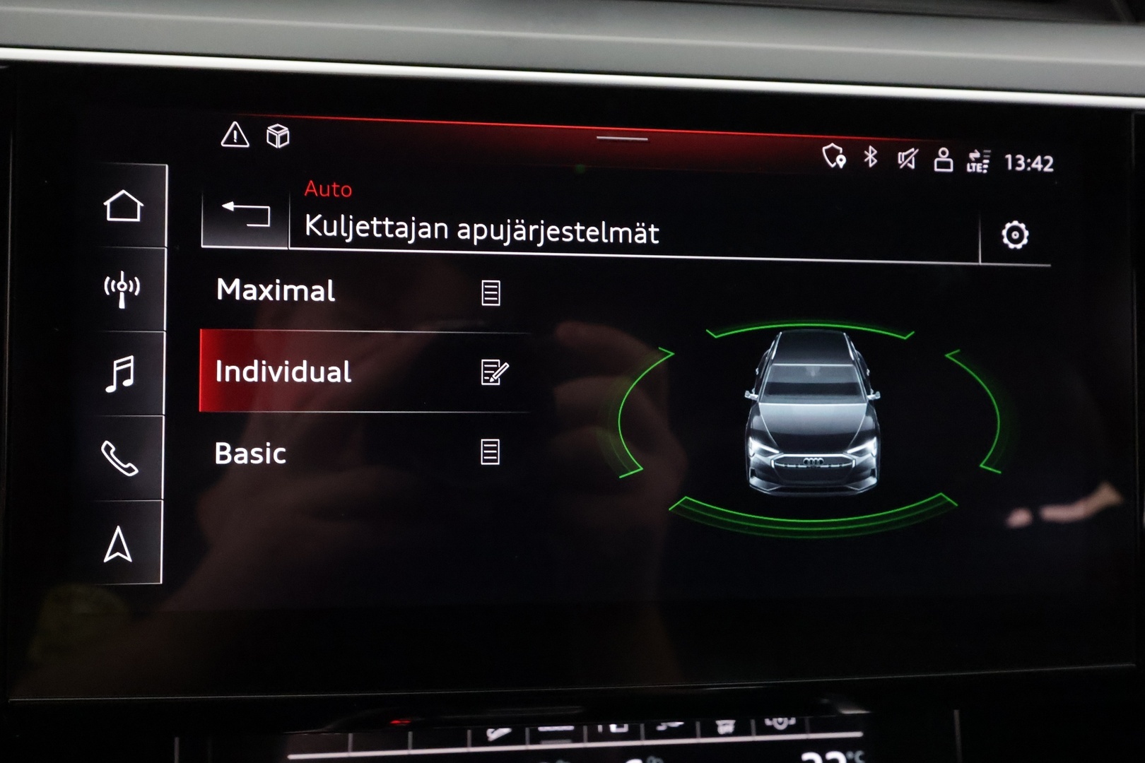 AUDI E-TRON 2022