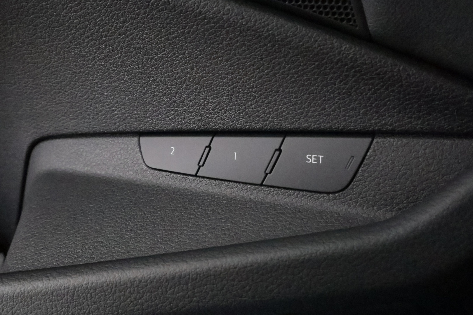 AUDI E-TRON 2022