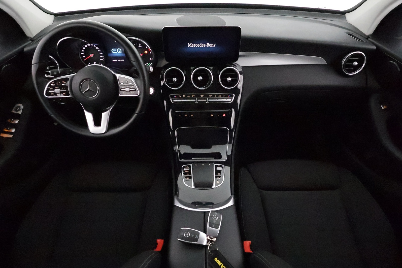 MERCEDES-BENZ GLC 2021