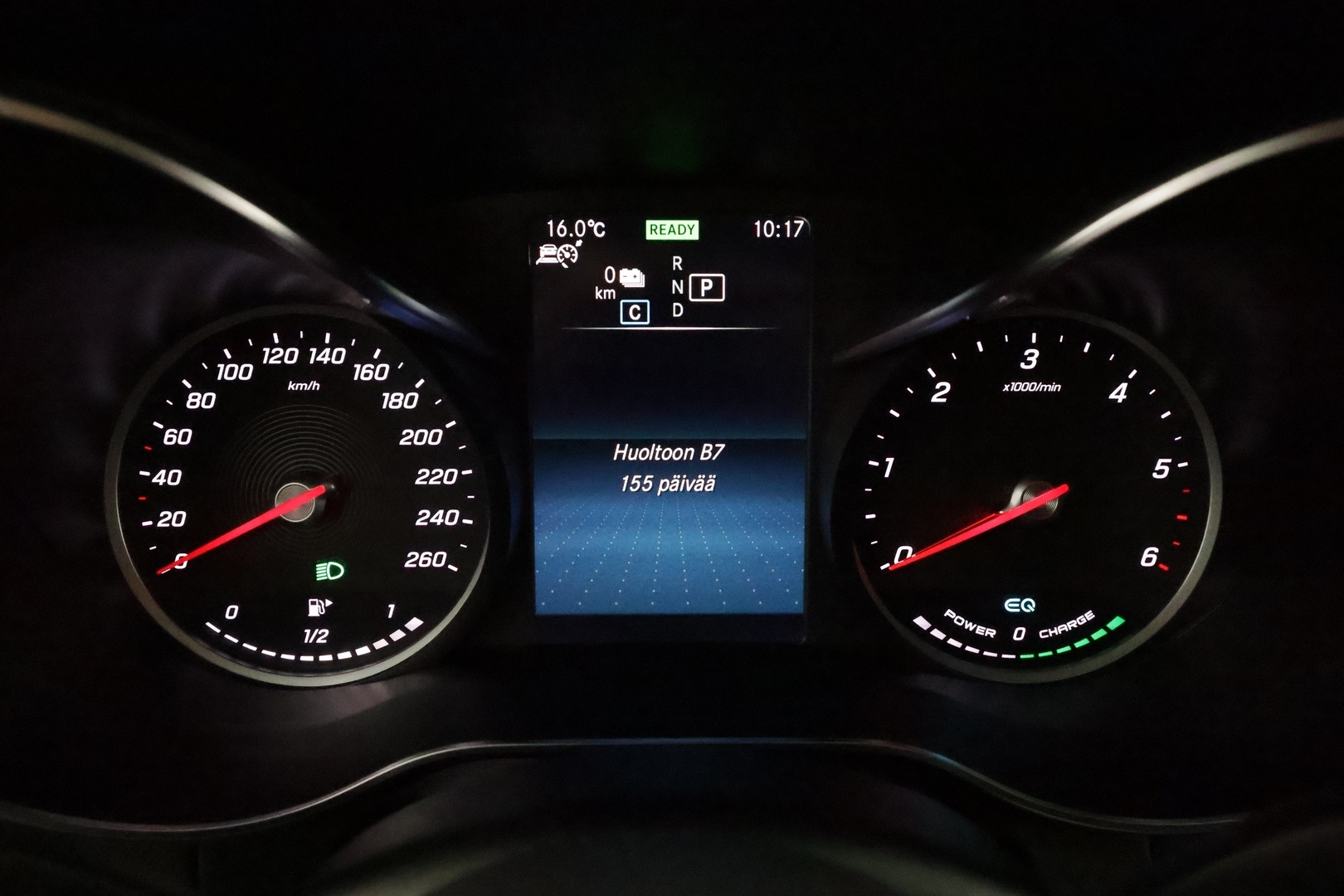 MERCEDES-BENZ GLC 2021