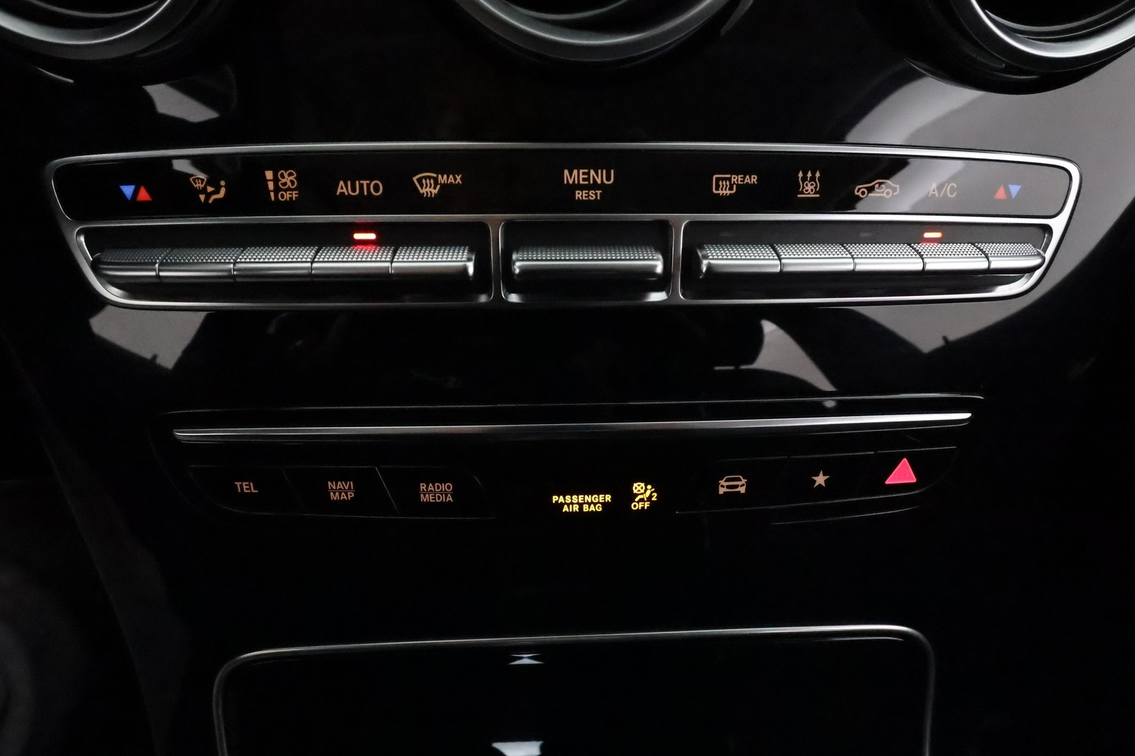 MERCEDES-BENZ GLC 2021