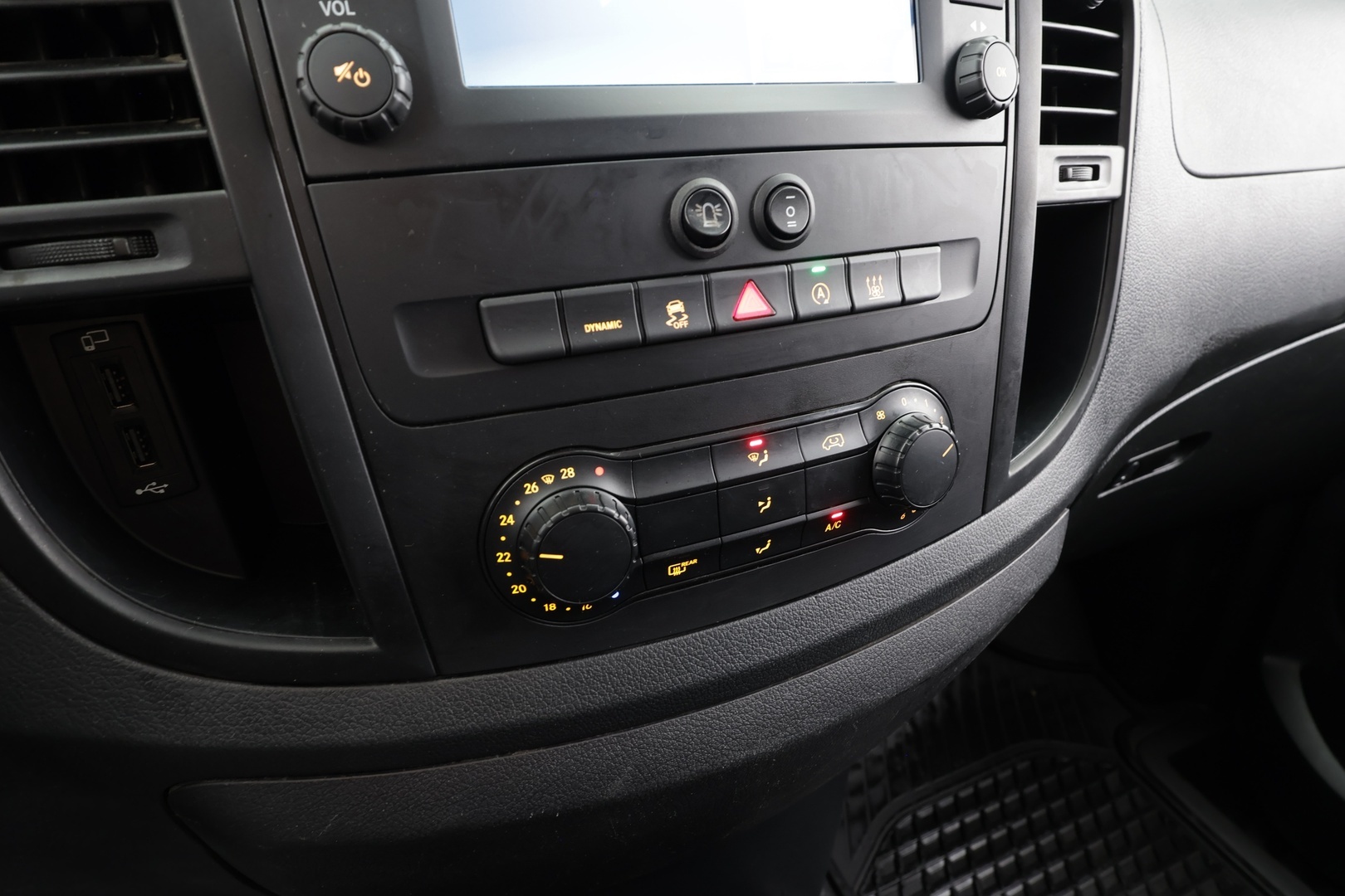 MERCEDES-BENZ Vito 2021