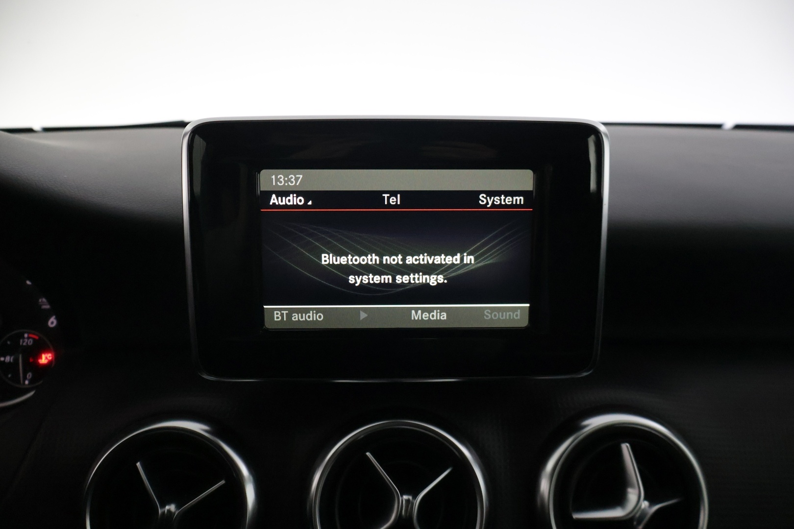 MERCEDES-BENZ A 2014