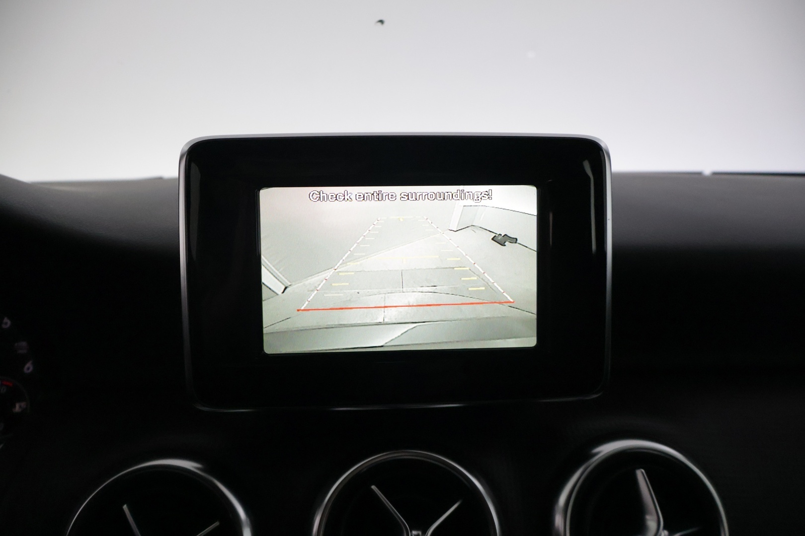 MERCEDES-BENZ A 2014