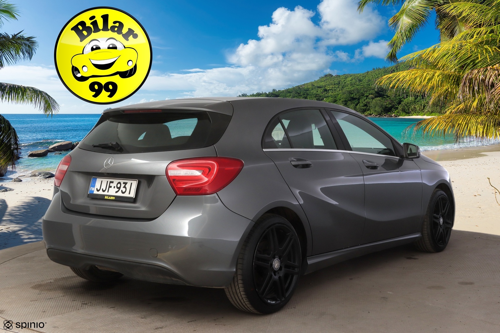 MERCEDES-BENZ A 2014