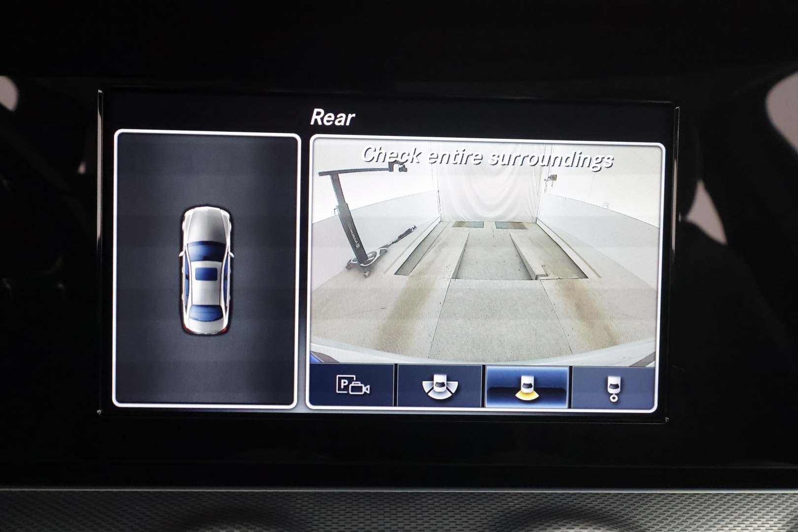 MERCEDES-BENZ E 2017