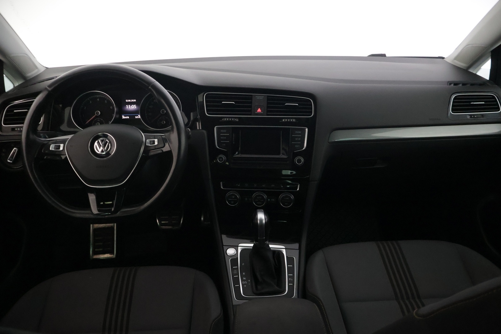 VOLKSWAGEN Golf 2017