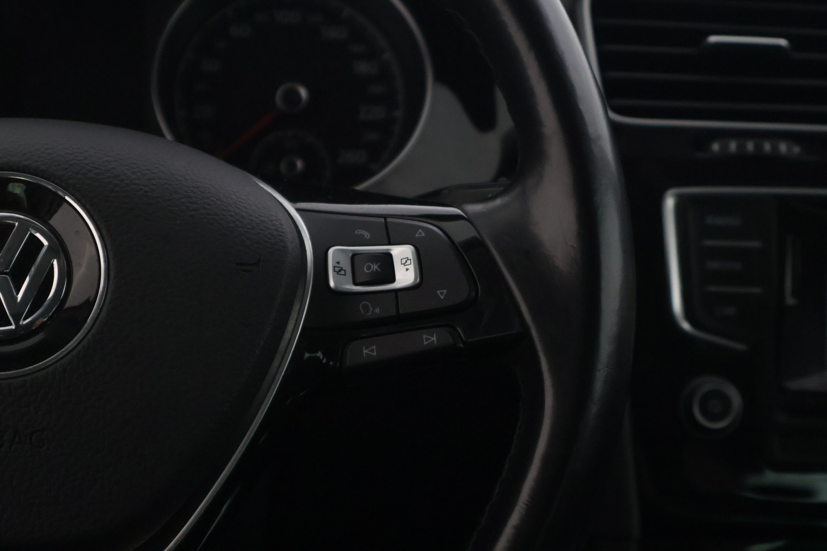 VOLKSWAGEN Golf 2017