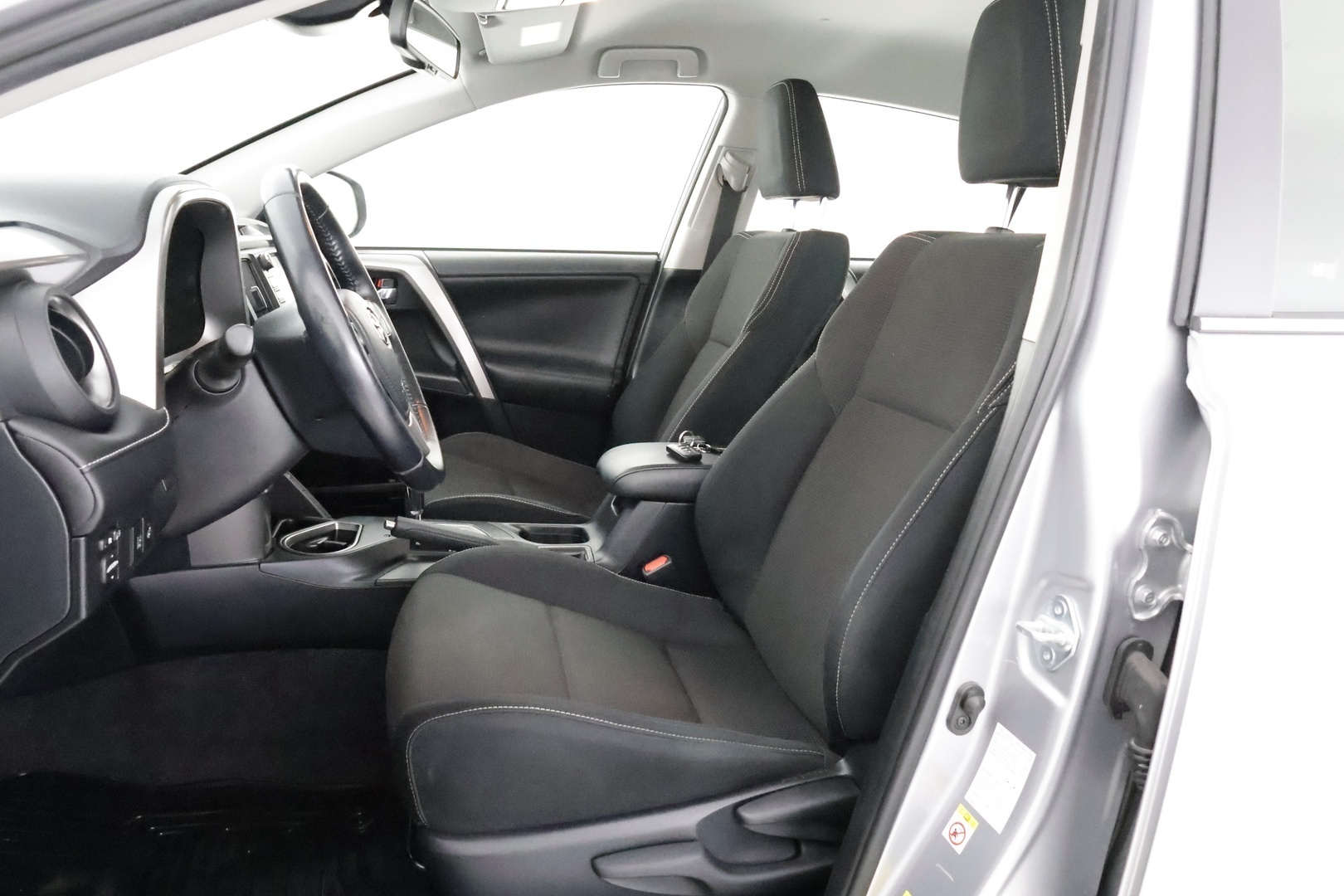 TOYOTA RAV4 2017