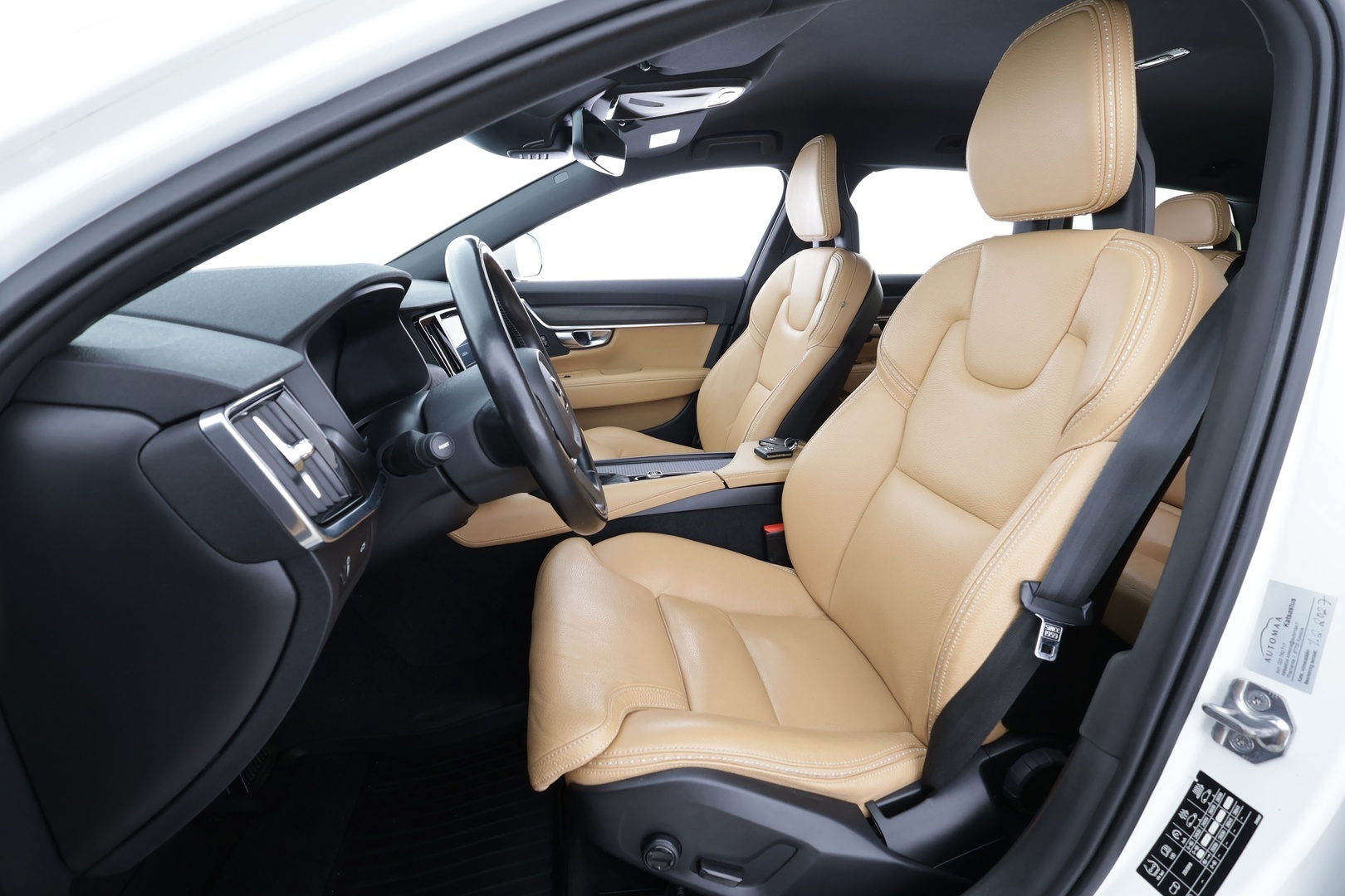 VOLVO V90 Cross Country 2018