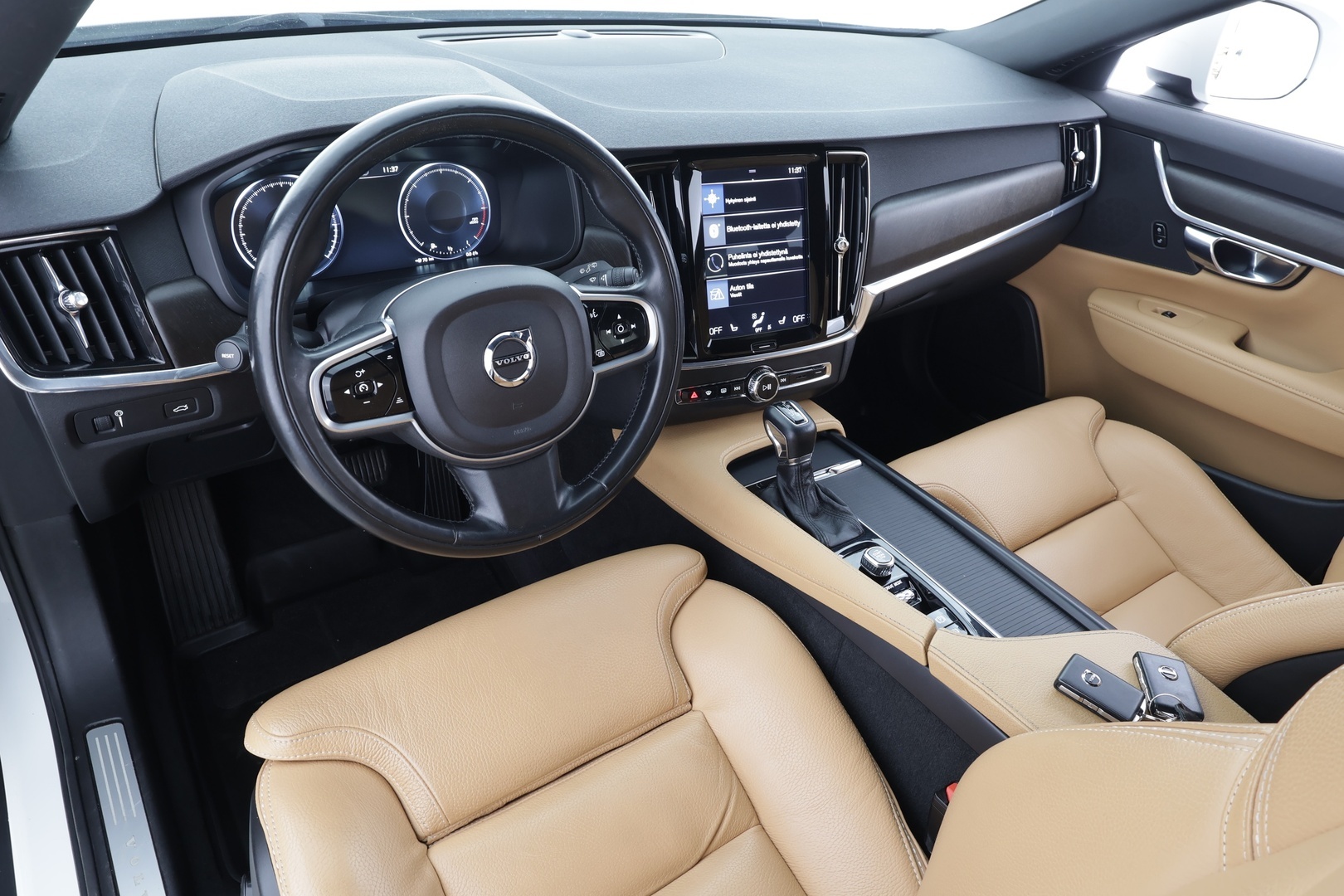 VOLVO V90 Cross Country 2018