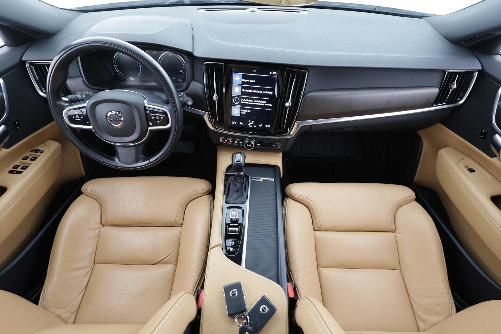 VOLVO V90 Cross Country 2018