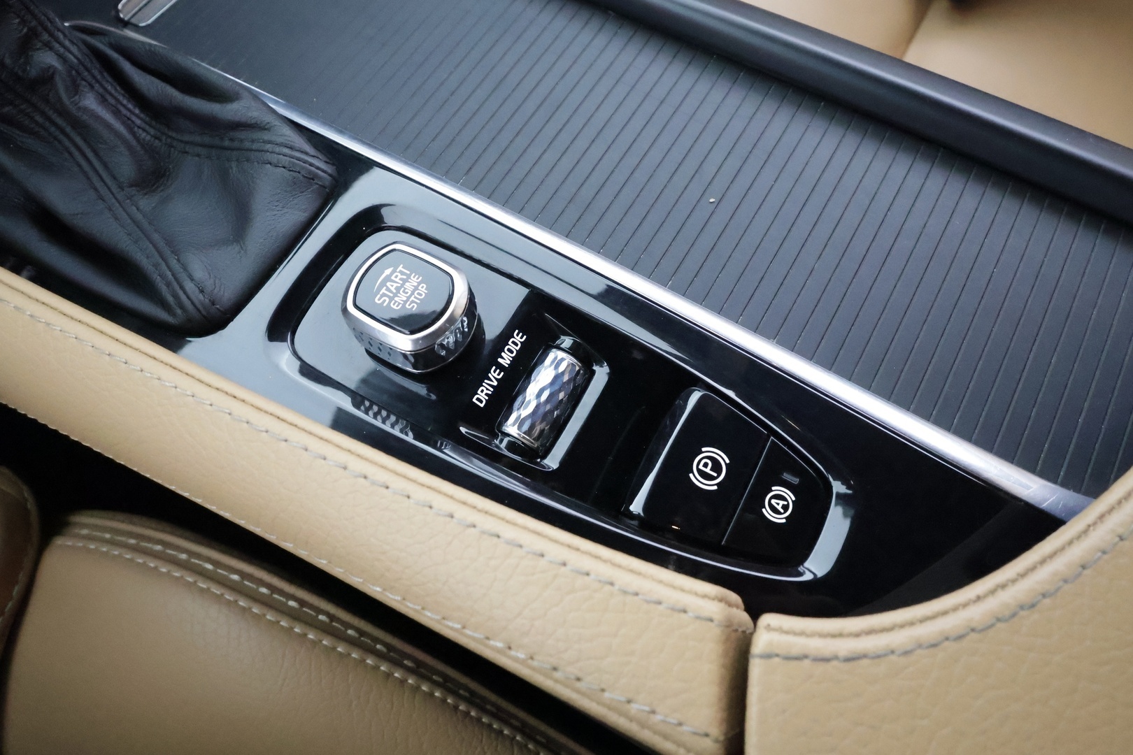 VOLVO V90 Cross Country 2018