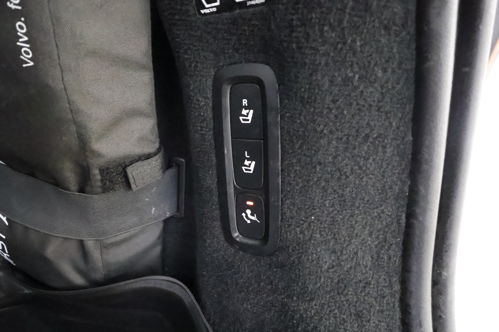 VOLVO V90 Cross Country 2018