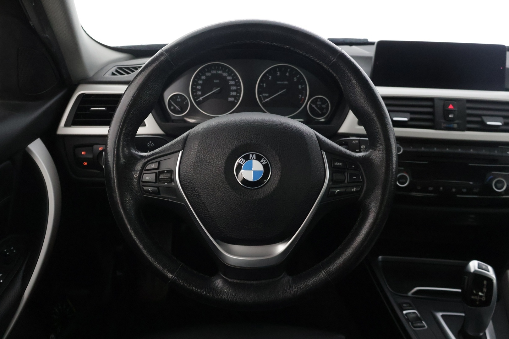BMW 320 2018