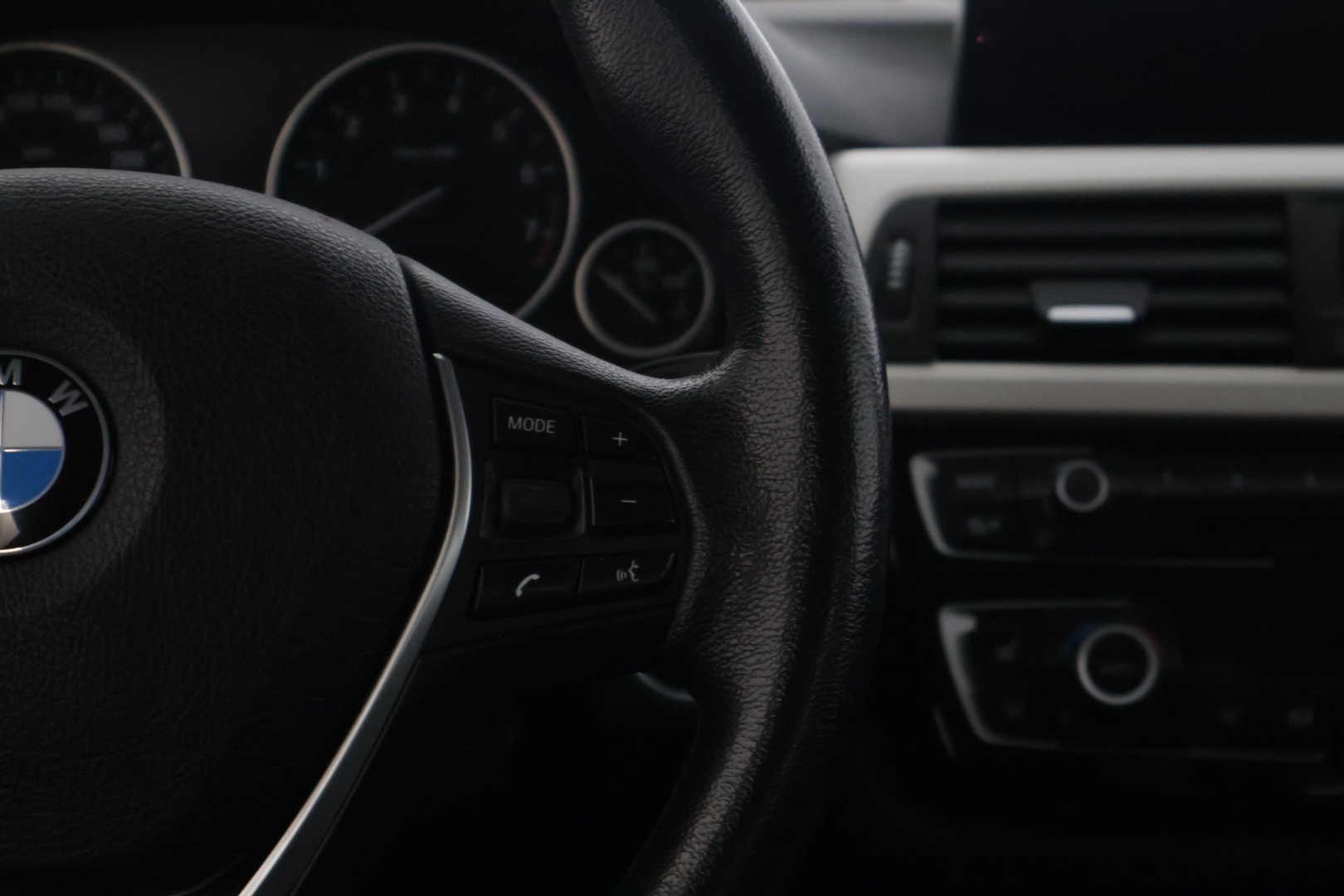 BMW 320 2018