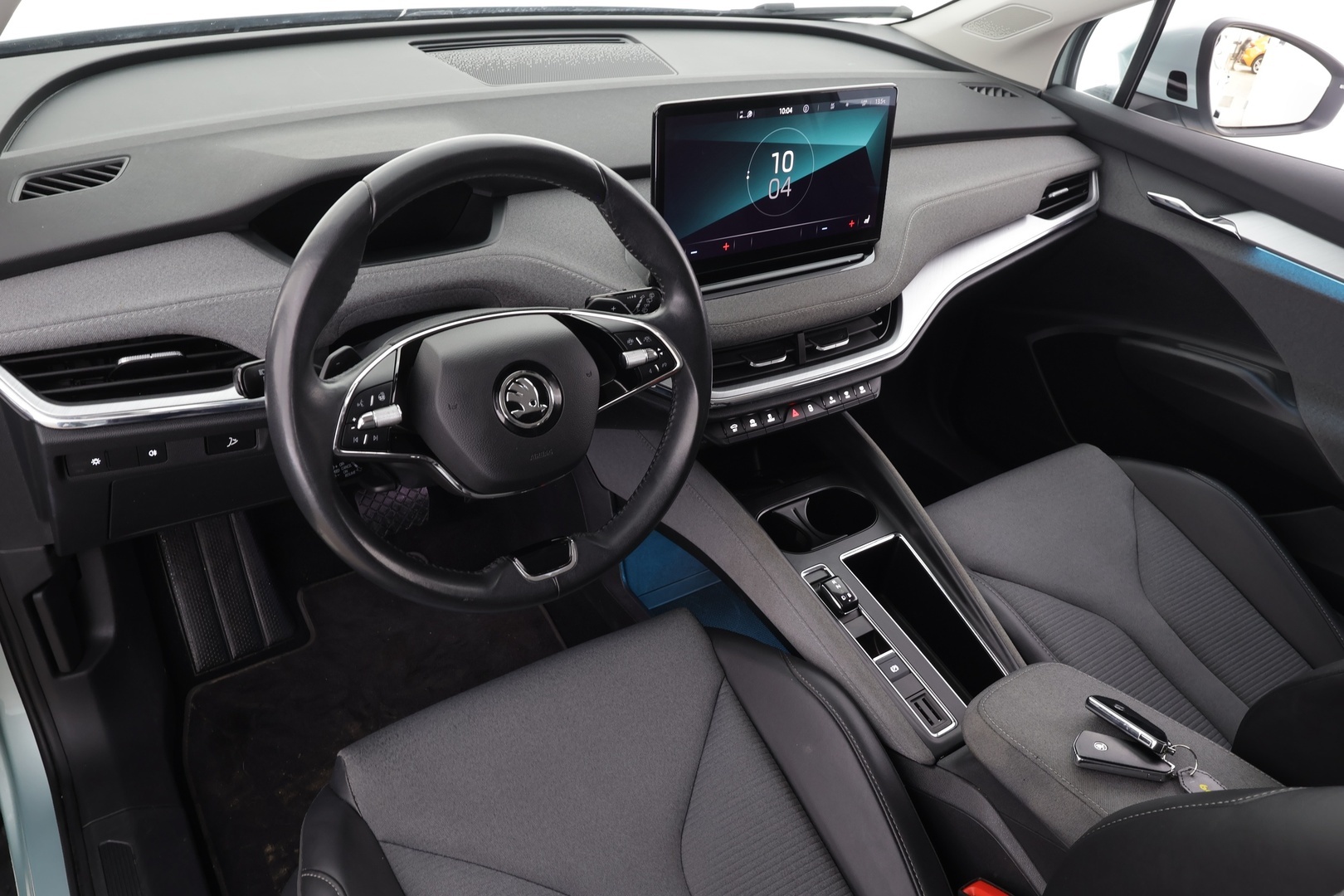 SKODA Enyaq 2023