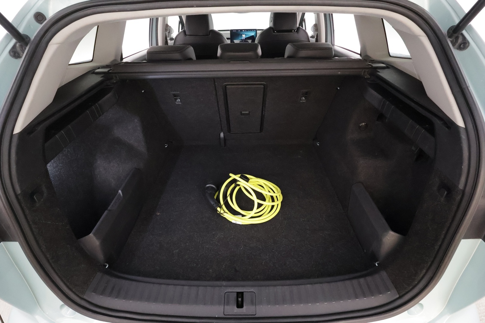 SKODA Enyaq 2023