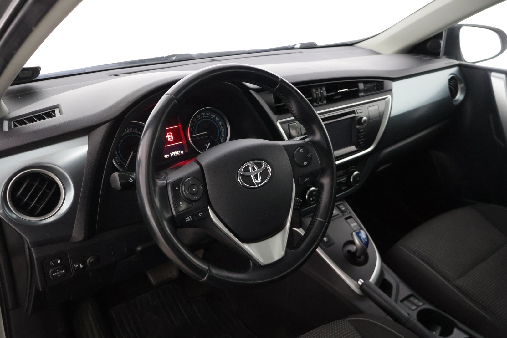 TOYOTA Auris 2014