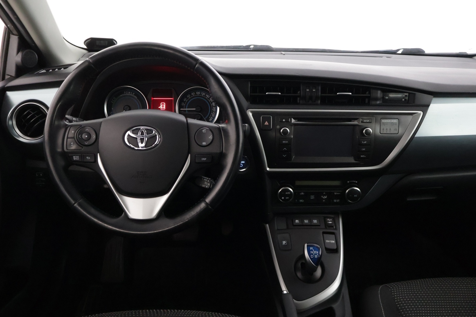 TOYOTA Auris 2014
