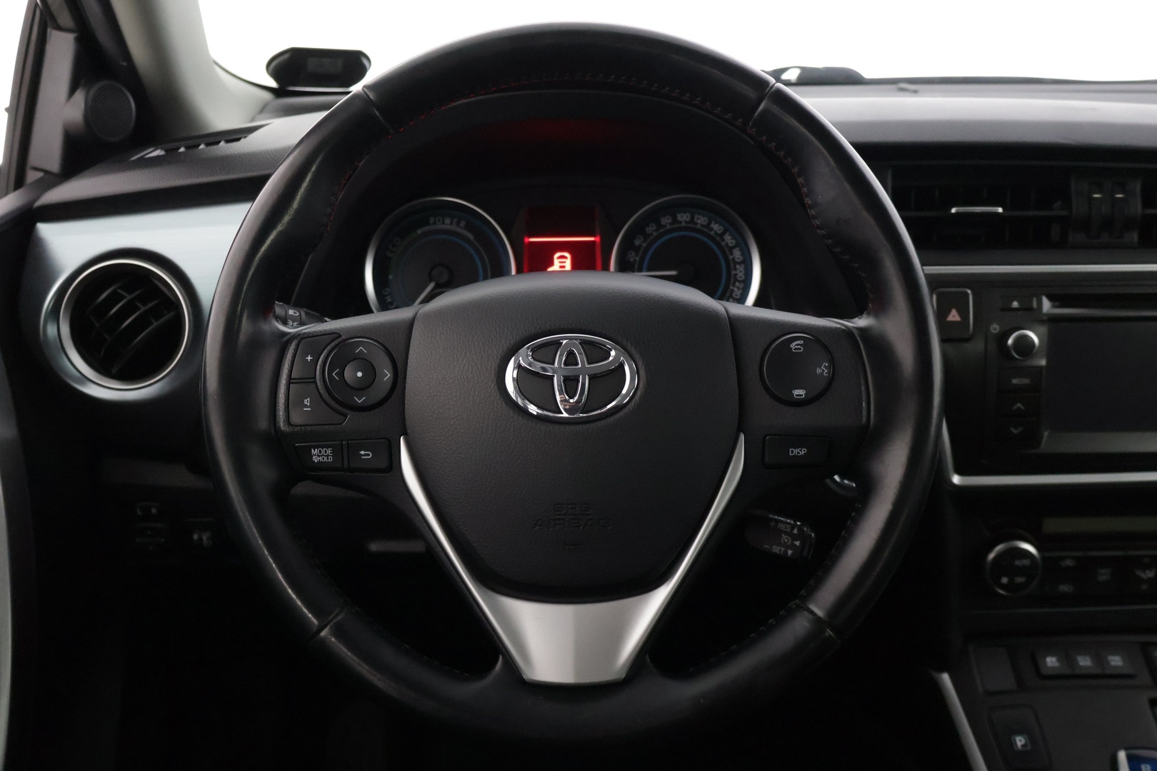 TOYOTA Auris 2014