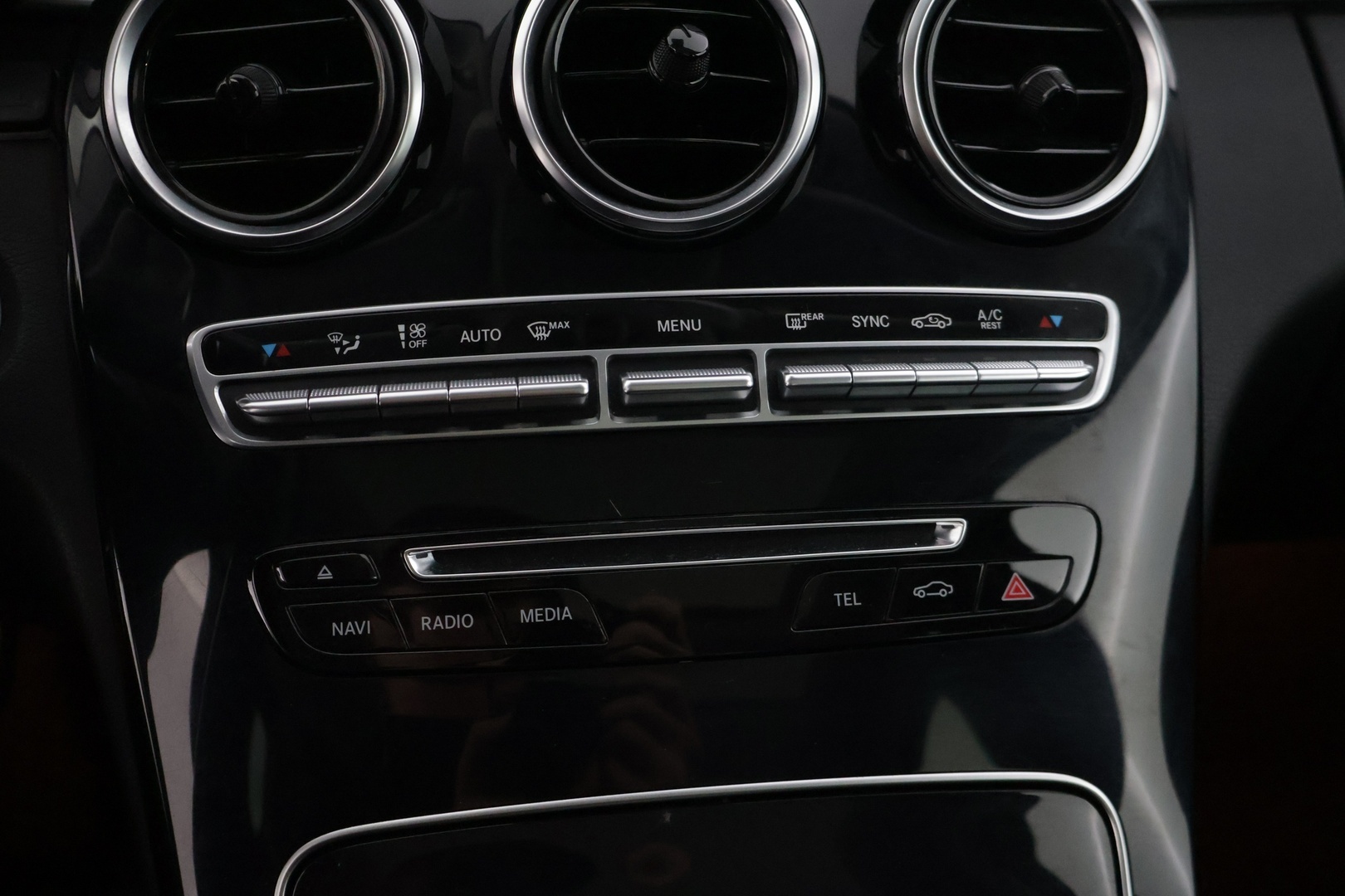 MERCEDES-BENZ C 2016