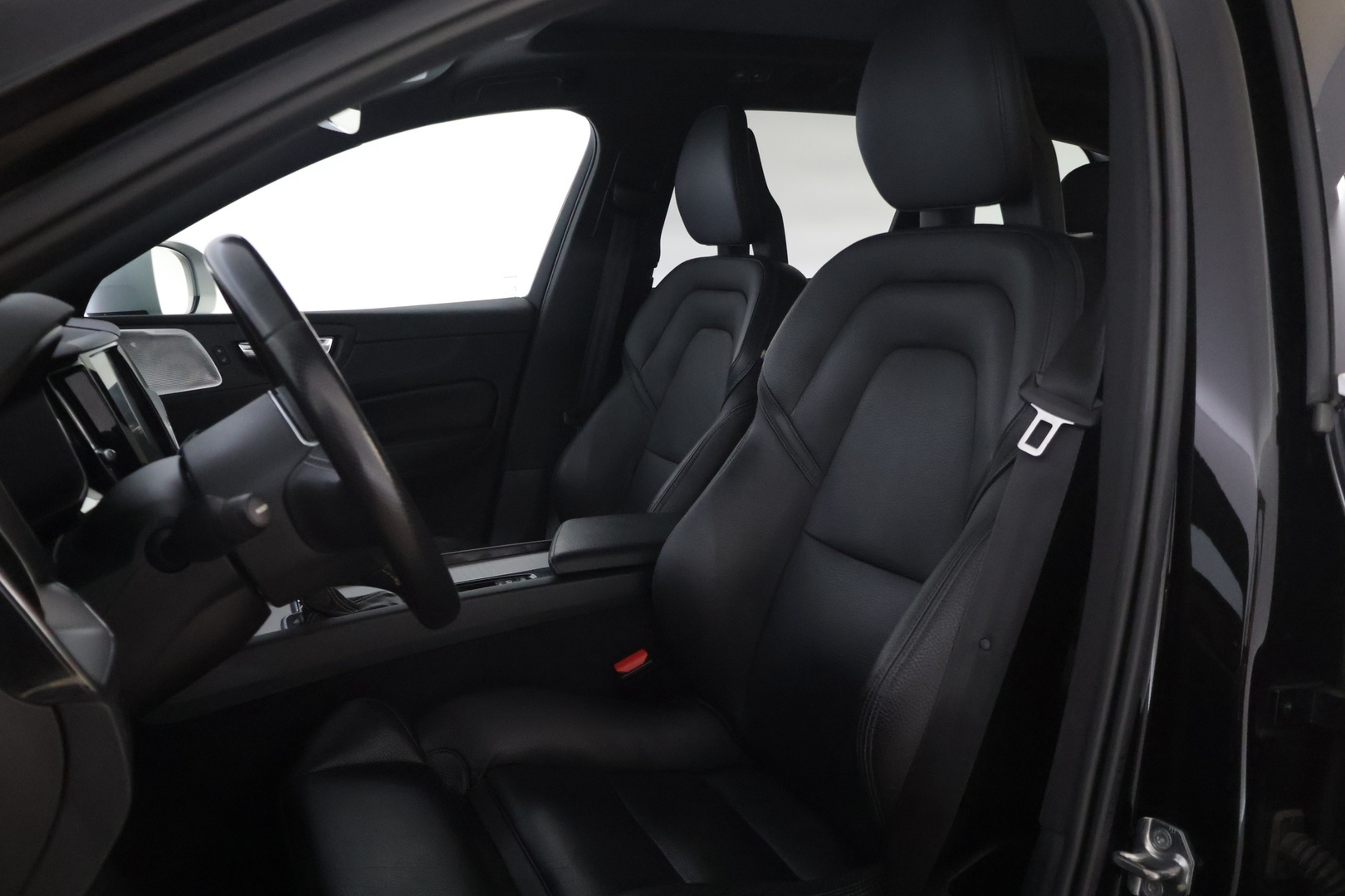 VOLVO XC60 2018