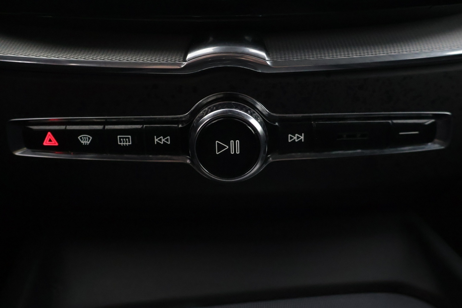 VOLVO XC60 2018