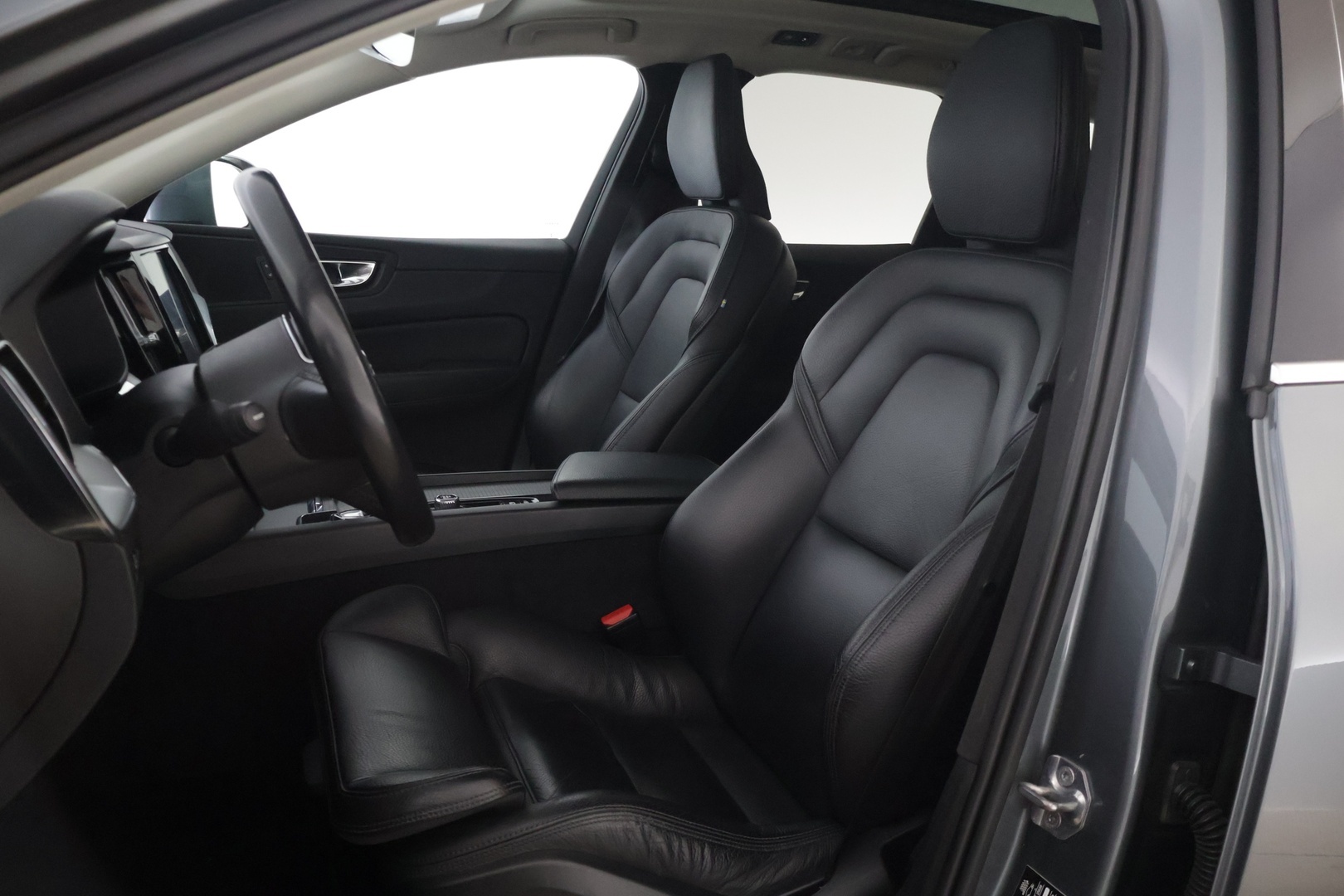 VOLVO XC60 2018