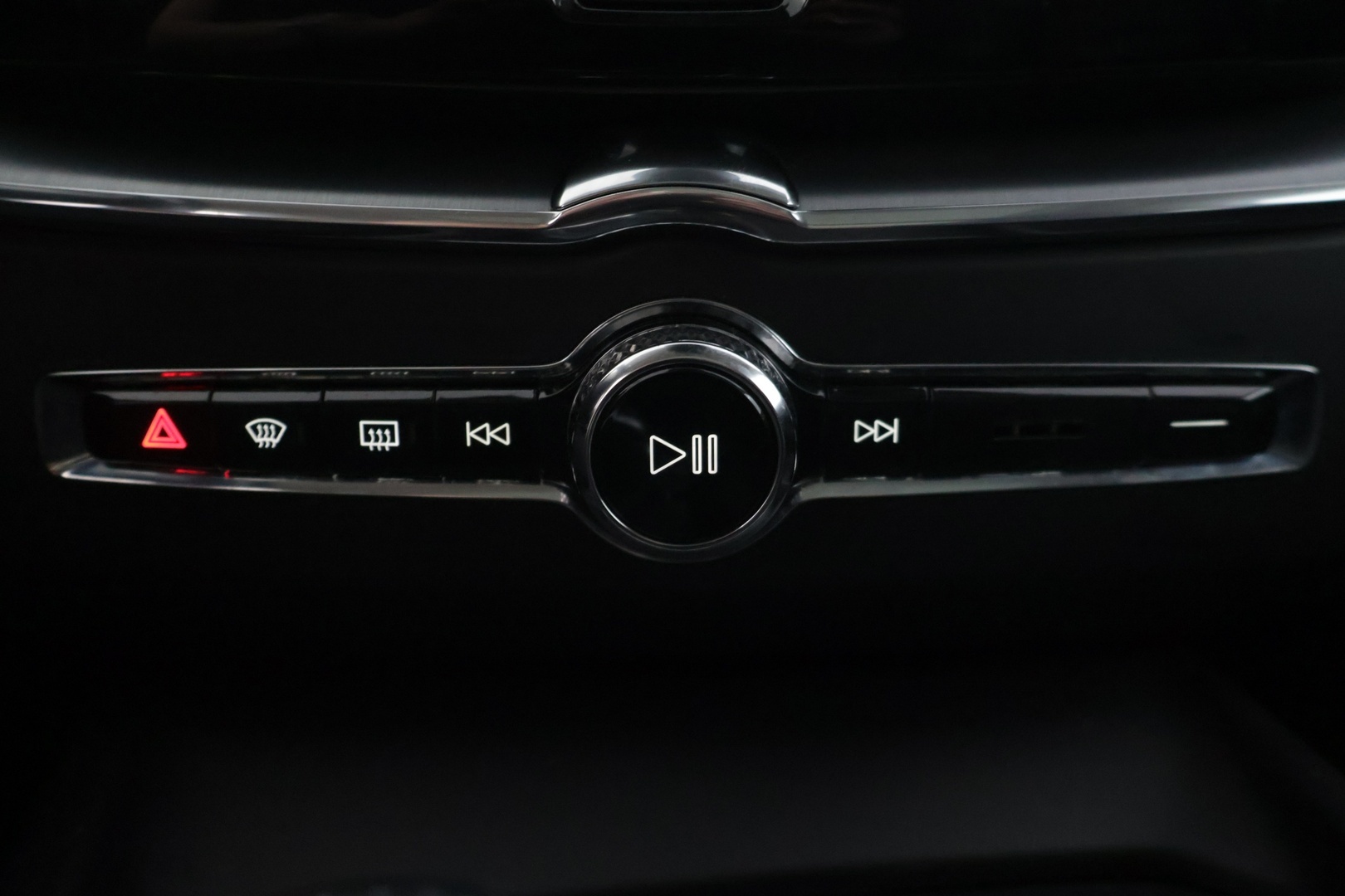 VOLVO XC60 2018