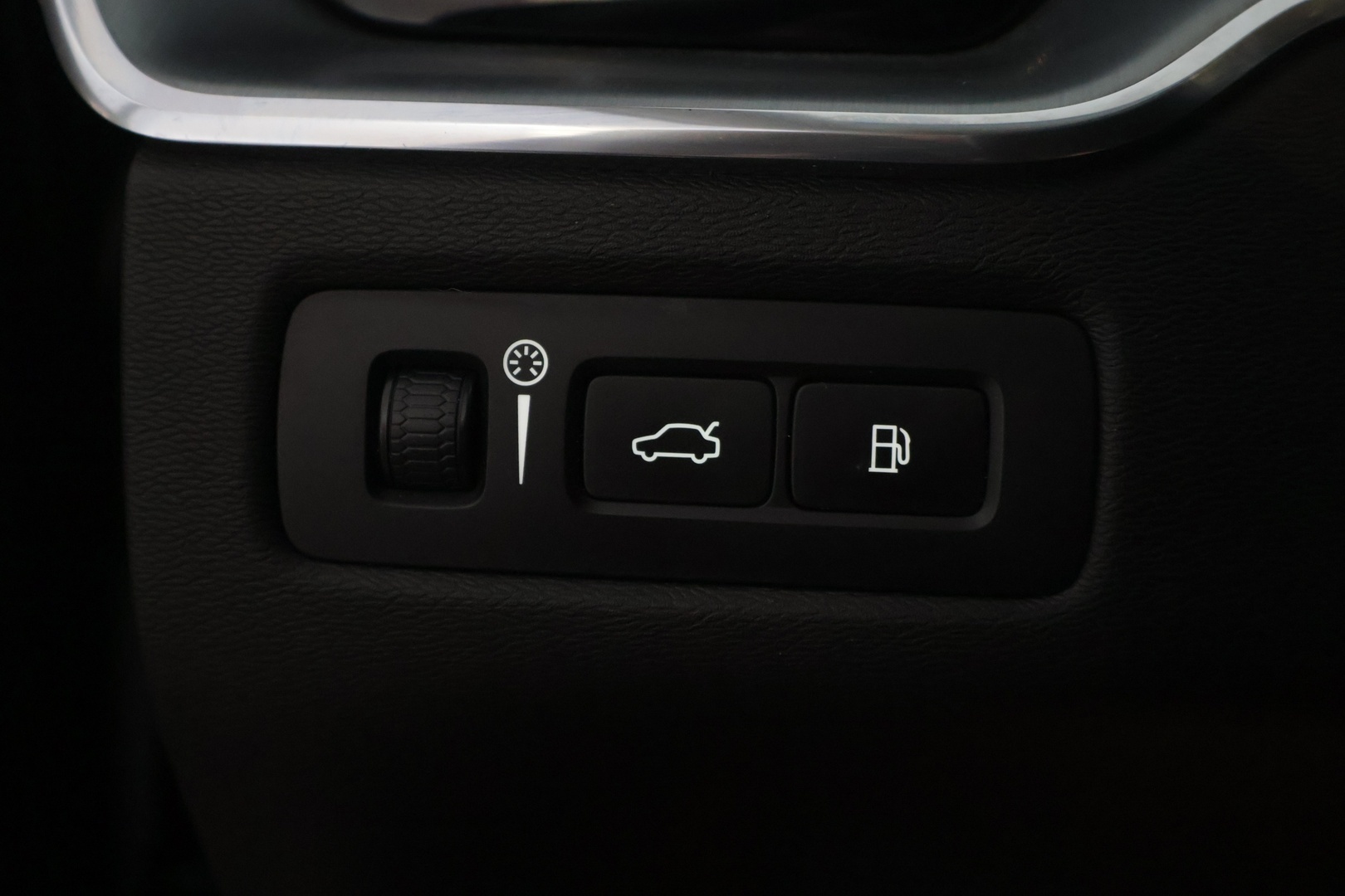 VOLVO XC60 2018