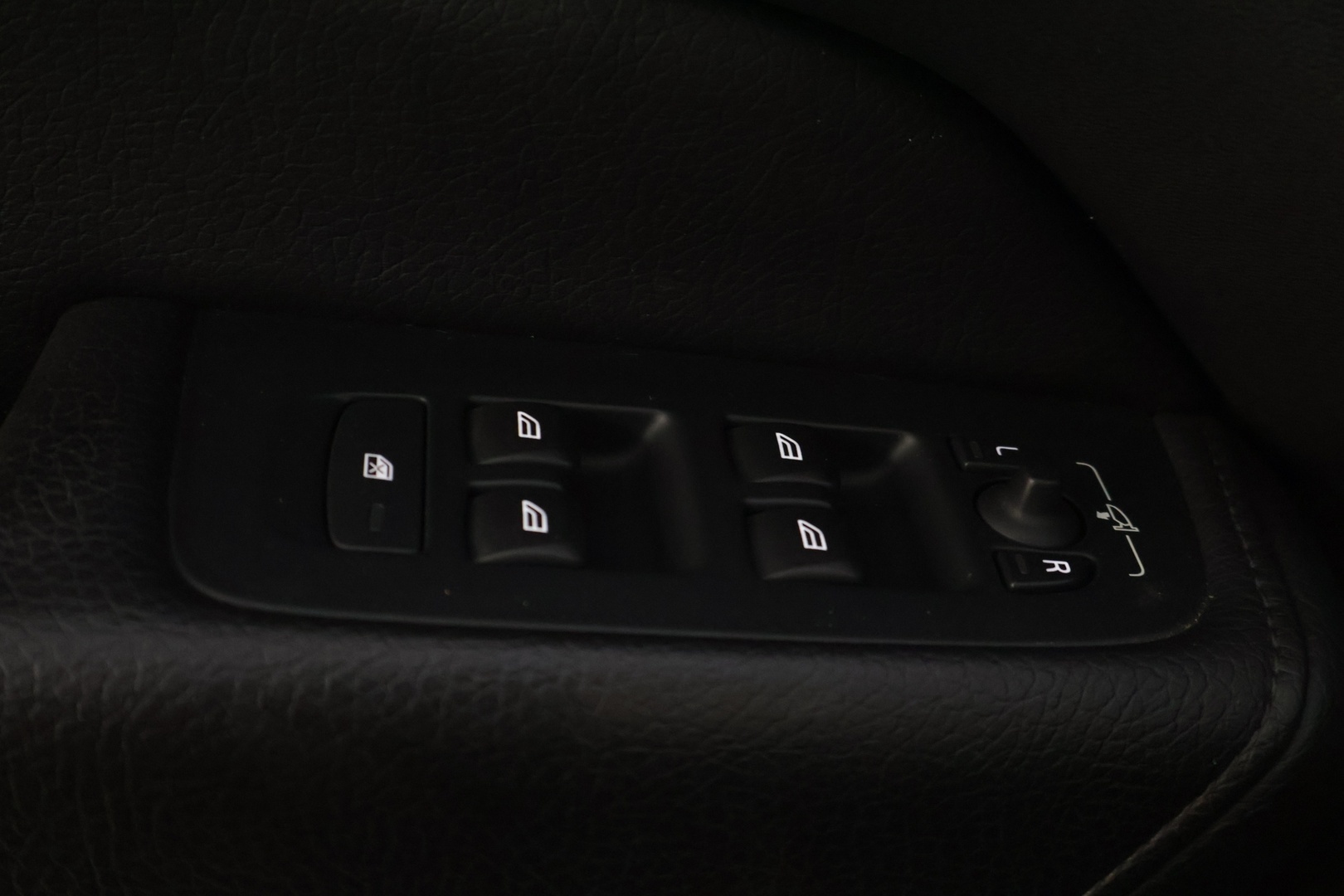 VOLVO XC60 2018
